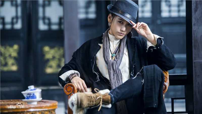 最新丹琳(Dānlín)在《战狼战狼》饰小老大中的壁纸