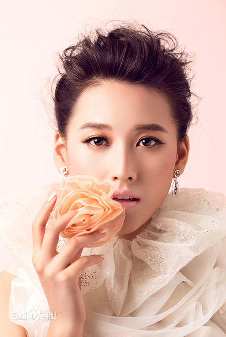 最新丹琳(Dānlín)【时尚新娘】图集