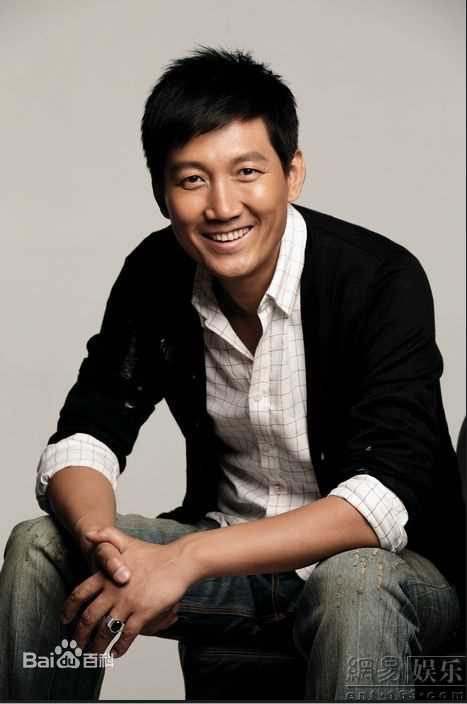 李崇霄最全时尚大片壁纸