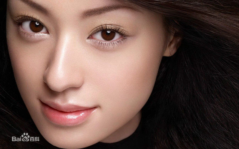 最新栗山千明(Chiaki Kuriyama/Queen Bee)壁纸