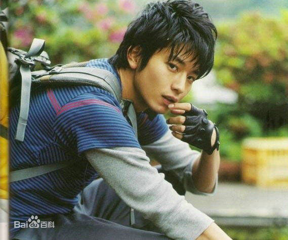 最新向井理(Osamu Mukai)性感图片