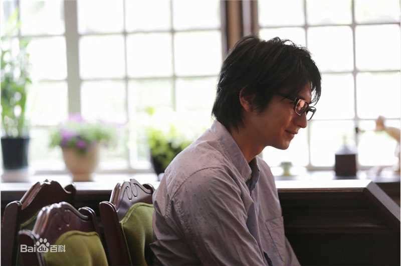 向井理(Osamu Mukai)百濑，朝向这边前后照片