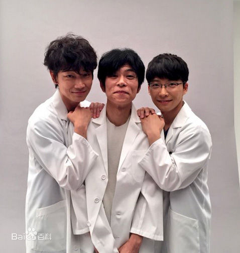 绫野刚(Go Ayano)产科医鸿鸟性感图片图集