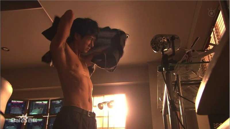 西岛秀俊(Hidetoshi Nishijima)白色荣光2前后照片