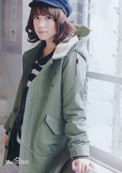 仲里依纱(RiisaNaka)图片素颜照相册