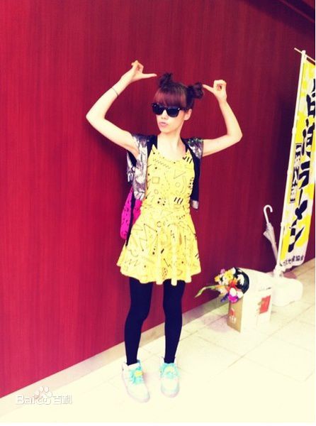 仲里依纱(RiisaNaka)精彩图册