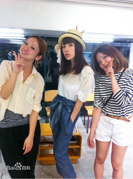 仲里依纱(RiisaNaka)精彩图册