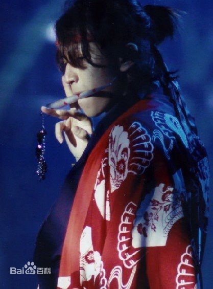 大仓忠义(Okura tadayoshi)演唱会生活照