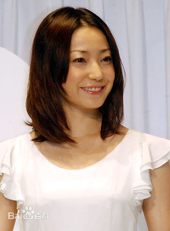 菅野美穗(Kanno Miho)出席活动照素颜照壁纸
