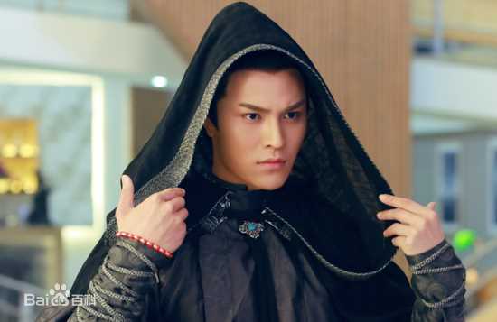 高清聂子皓在《寻找前世之旅》飞鸟中的图集