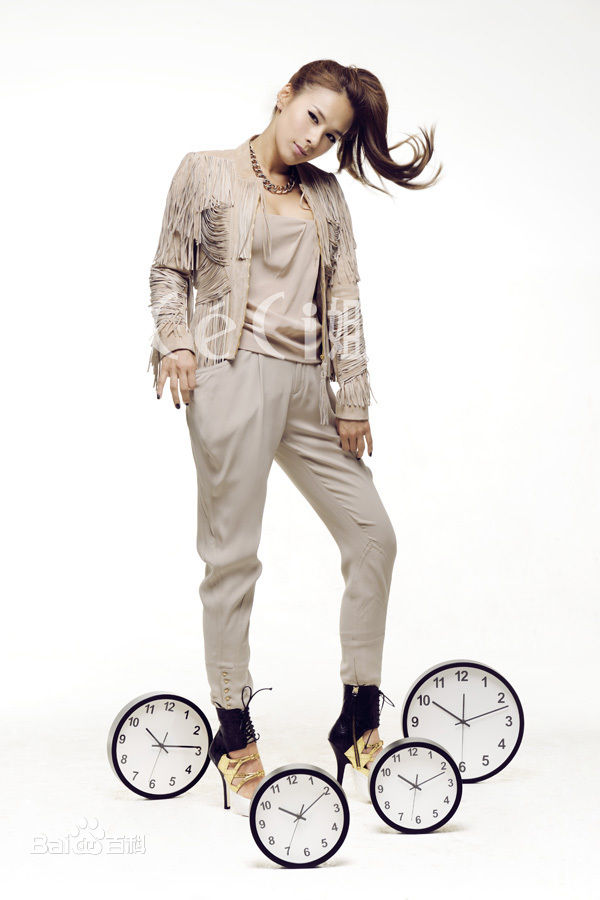 最新蔡妍(Chae Yeon)精彩图册