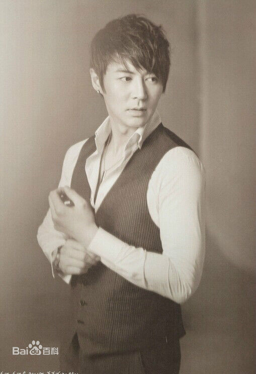 朴忠栽(韩文： /英文：Park Chungjae)综艺生活照