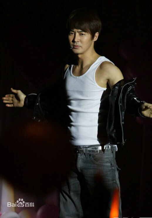 朴忠栽(韩文： /英文：Park Chungjae)演唱会素颜照相册