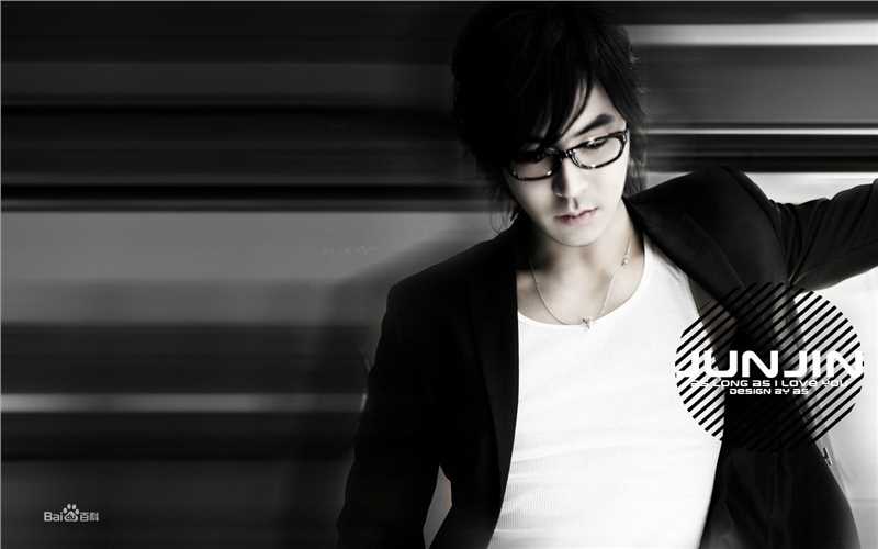 朴忠栽(韩文： /英文：Park Chungjae)演唱会素颜照相册