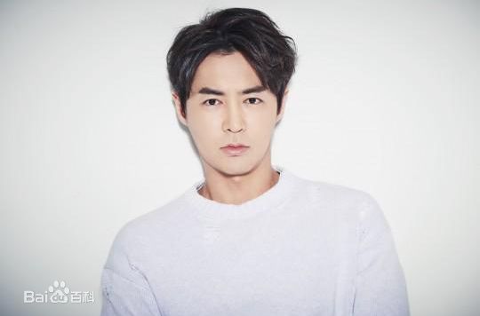 最优质朴忠栽(韩文： /英文：Park Chungjae)生活照