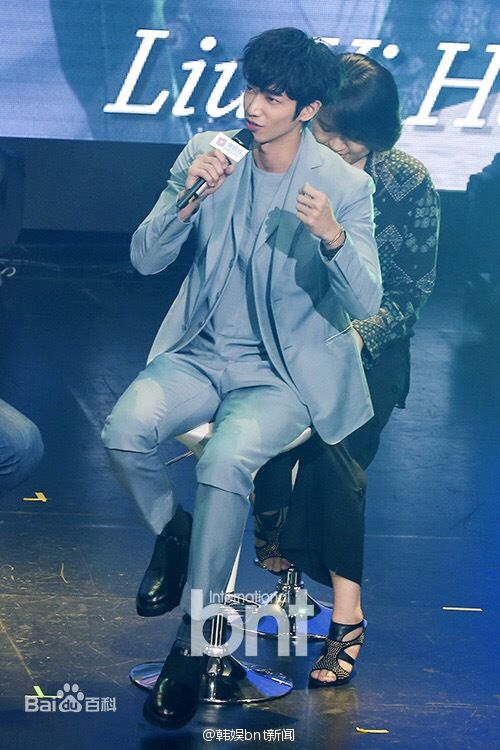 刘以豪(Jasper Liu)韩国行图片图集