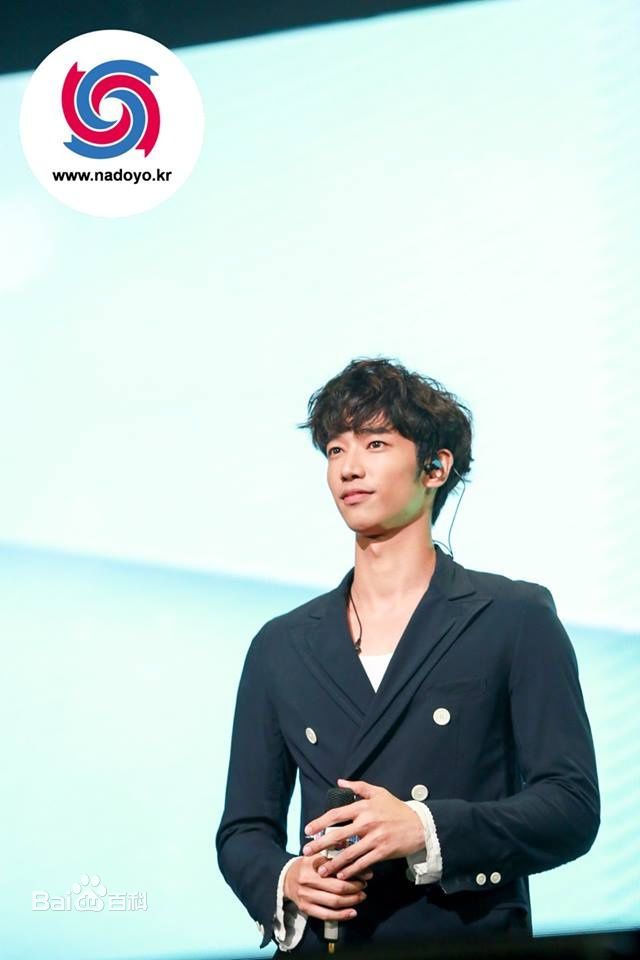 刘以豪(Jasper Liu)韩国行图片图集