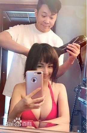 钟欣怡(Cathy)个人生活照壁纸壁纸