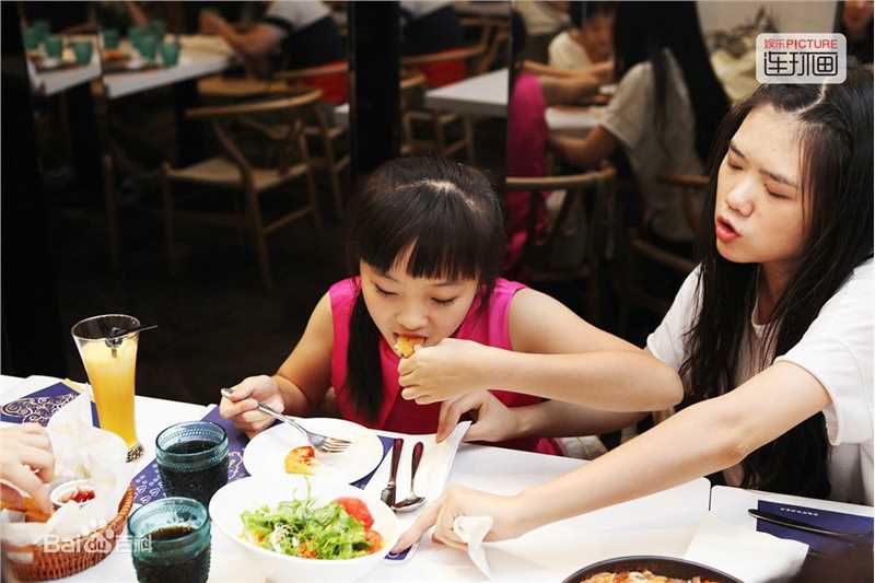 林妙可(Miaoke Lin)——网易连环画生活照