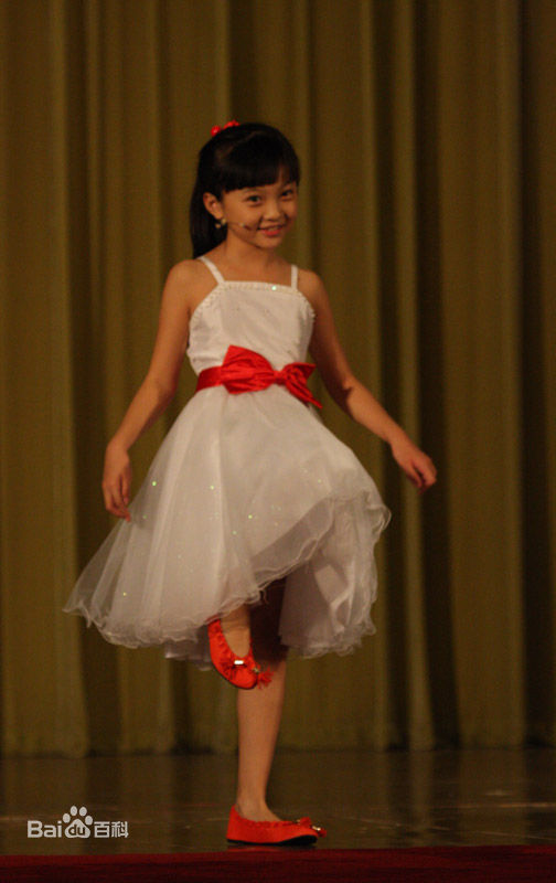 林妙可(Miaoke Lin)青少年公益电影节性感图片图集