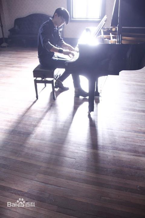 陈乃荣(Nylon Chen)在《春》中的