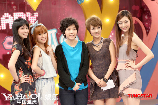 最全黄瀞怡(Albee Huang)在小薰节目主持《美眉向前行》《旅行应援团》中的相册