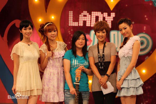 最全黄瀞怡(Albee Huang)在小薰节目主持《美眉向前行》《旅行应援团》中的相册