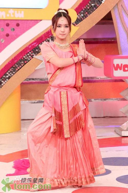 黄瀞怡(Albee Huang)小薰录制综艺节目图片生活照相册