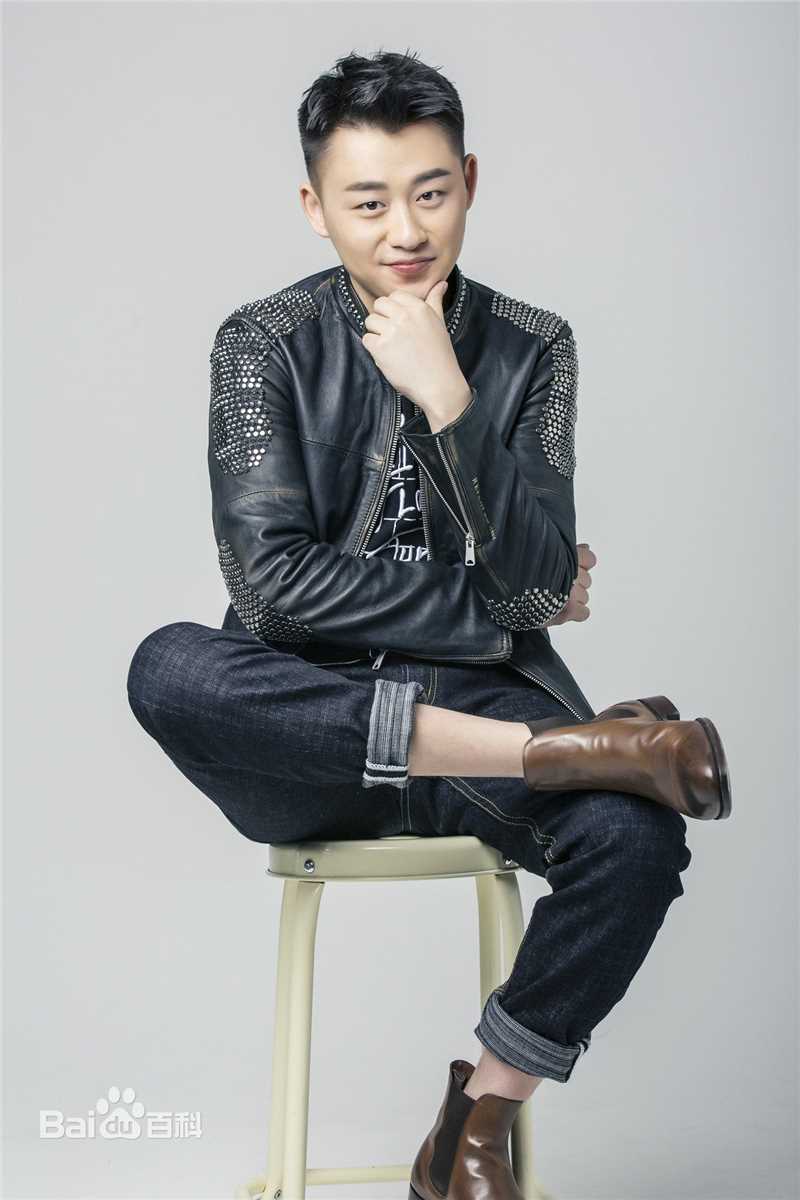 张承(Rizo)最新照壁纸