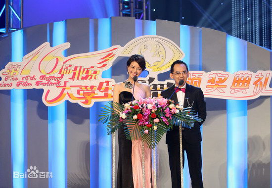 黄子佼(Mickey Huang)主持素颜照相册