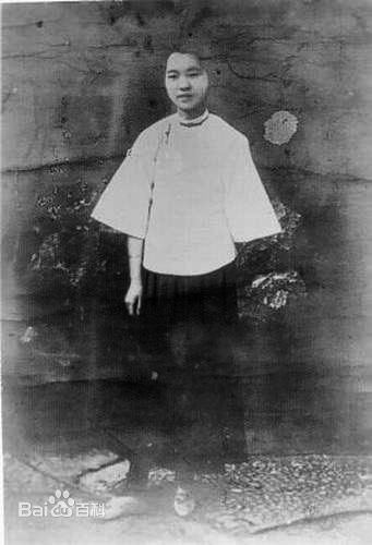 最新朱枫性感图片