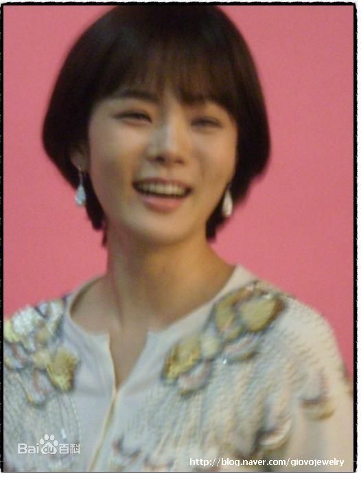 蔡琳()广告代言生活照