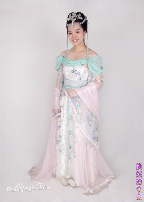 蔡琳()中国古装造型图册