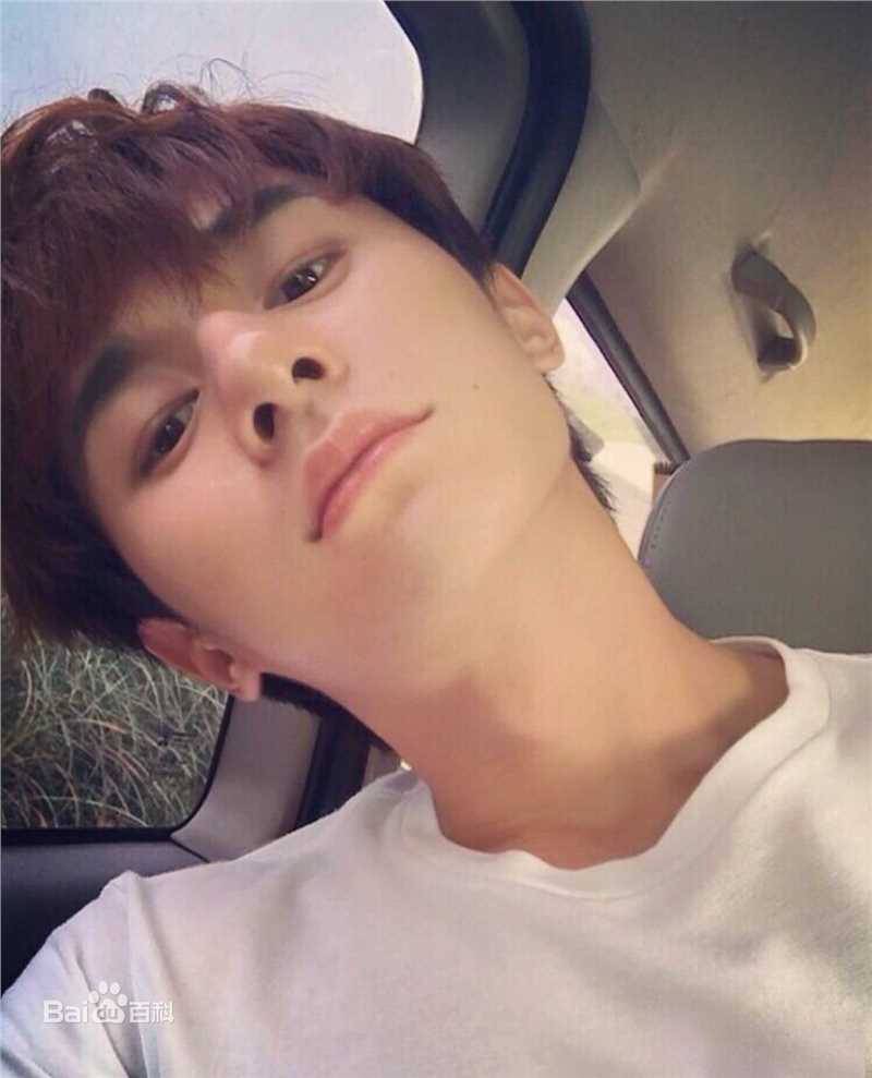 张轩睿(Derek Chang)生活照性感图片图集