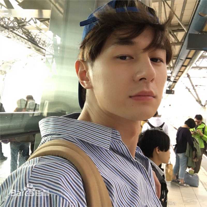 张轩睿(Derek Chang)生活照性感图片图集