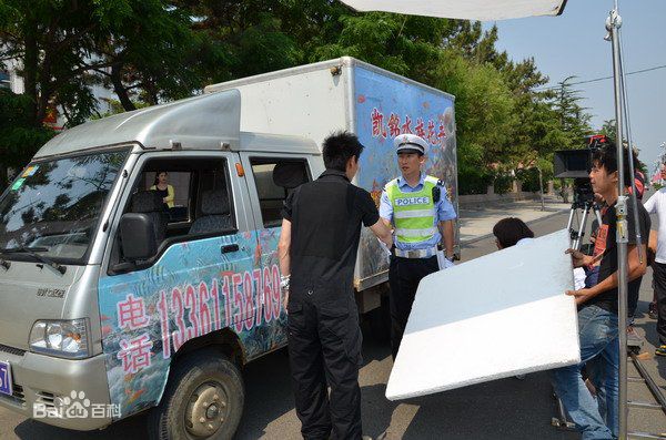 最新赵鸿飞性感图片