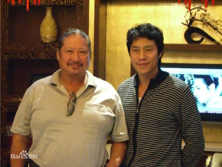 高清石天龙性感图片