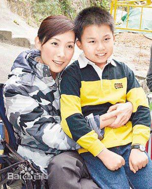 江芷妮(Cherie Kong)爱情全保最新剧照