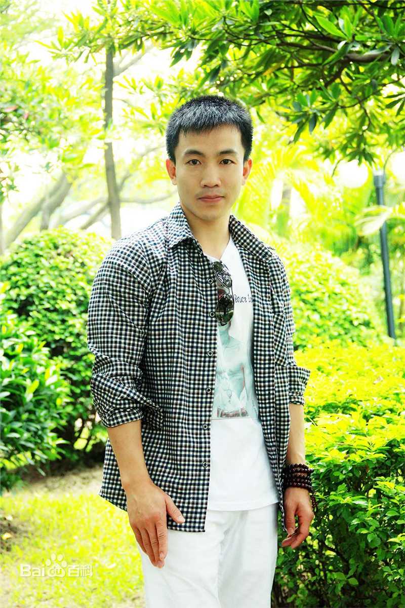 黄海刚(chinadragon)生活照性感图片图集