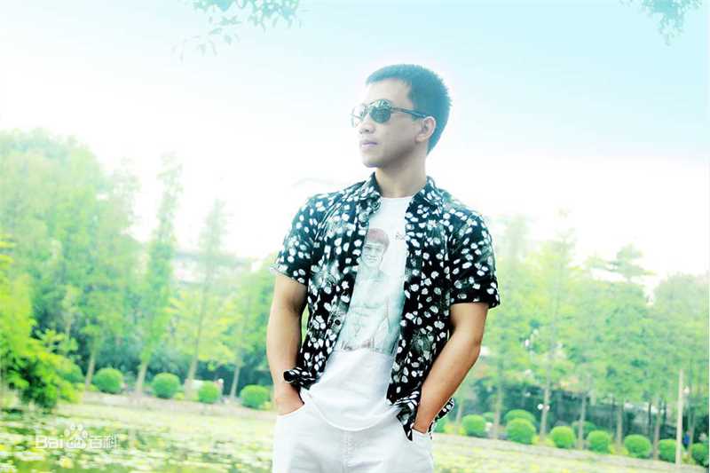 黄海刚(chinadragon)生活照性感图片图集