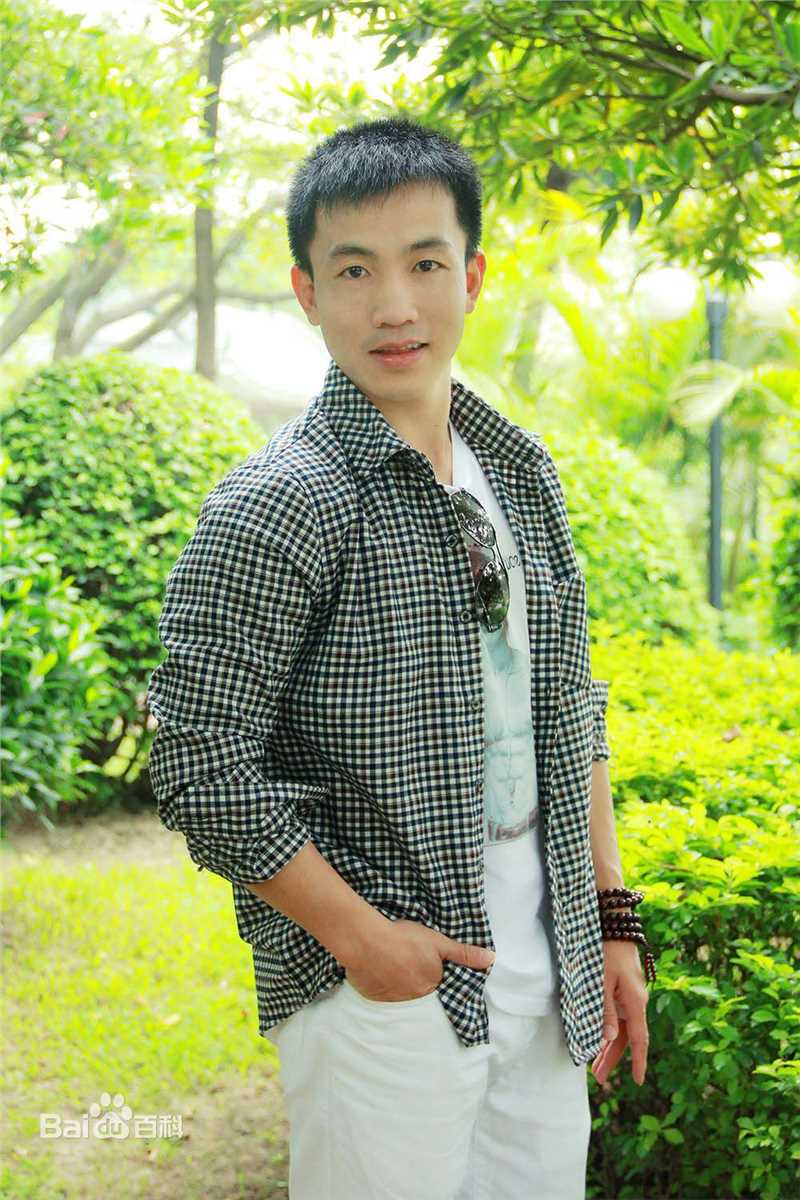 黄海刚(chinadragon)生活照性感图片图集