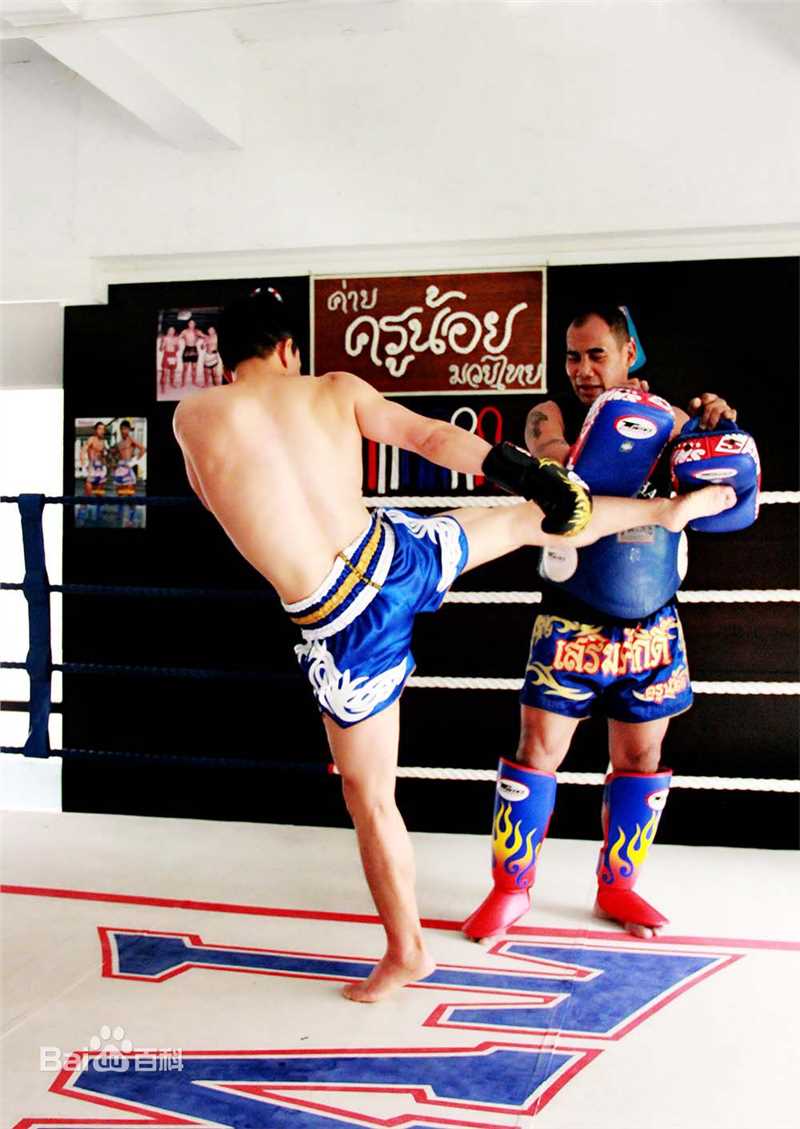 黄海刚(chinadragon)动作照图片图集