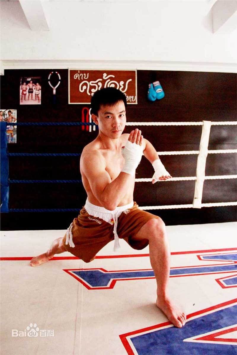 黄海刚(chinadragon)动作照图片图集