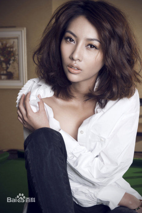 最新王梓诺(Dee)在《头等舱FCC》中的壁纸