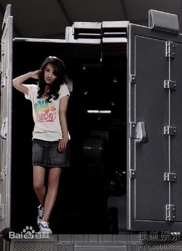 最新章龄之(Zhang Lingzhi)精彩图册