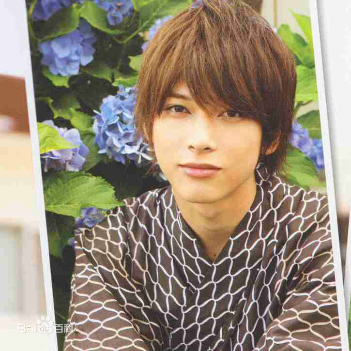 吉沢亮(よしざわ りょう、Yoshizawa Ryo)高清杂志图集