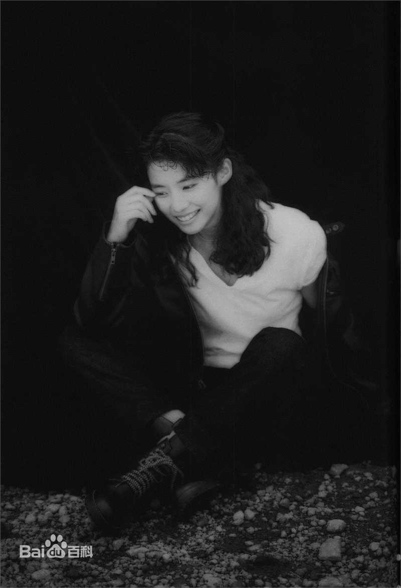 最优质石田百合子(石田ゆり子、Yuriko Ishida)生活照