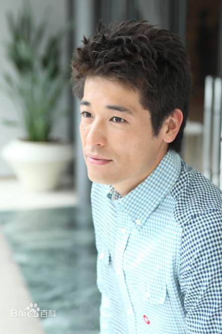 佐藤隆太(RYUTA SATO)佐藤 隆太  图册前后照片