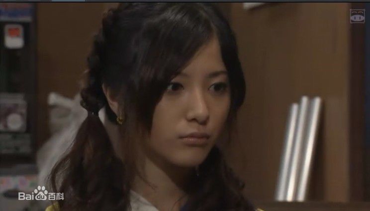 吉高由里子(日文平假名：よしたか ゆりこ)白色之春中的性感图片图集