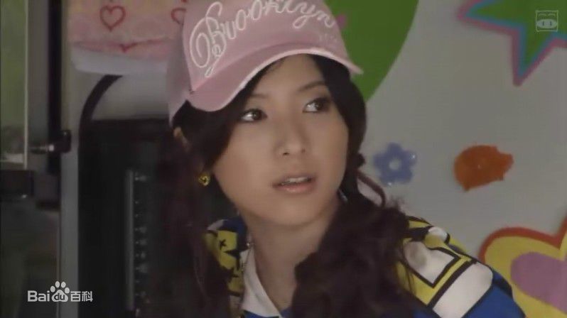 吉高由里子(日文平假名：よしたか ゆりこ)白色之春中的性感图片图集